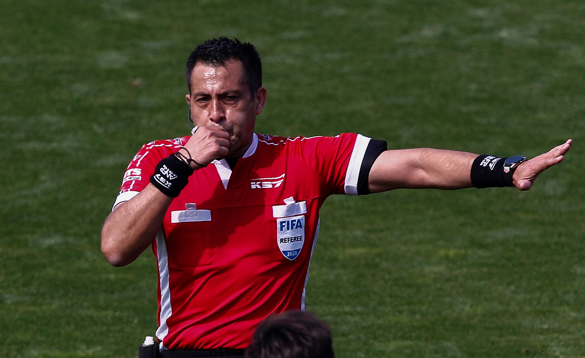 Julio Bascuñán fue designado por la FIFA para el VAR del Mundial de Clubes