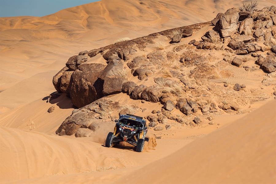 La segunda etapa en Bisha exigió a los pilotos en el Rally Dakar