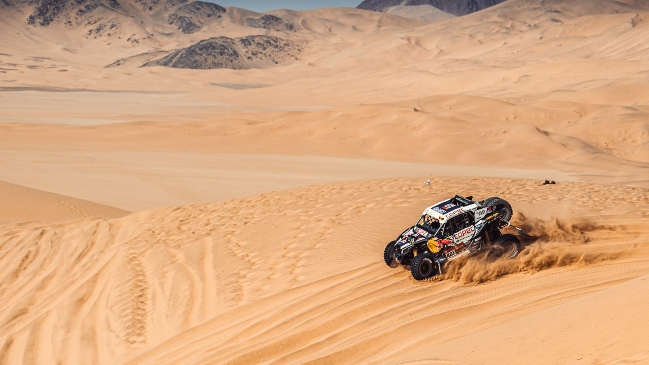 Francisco López ganó la tercera etapa y afianzó su liderato en vehículos ligeros