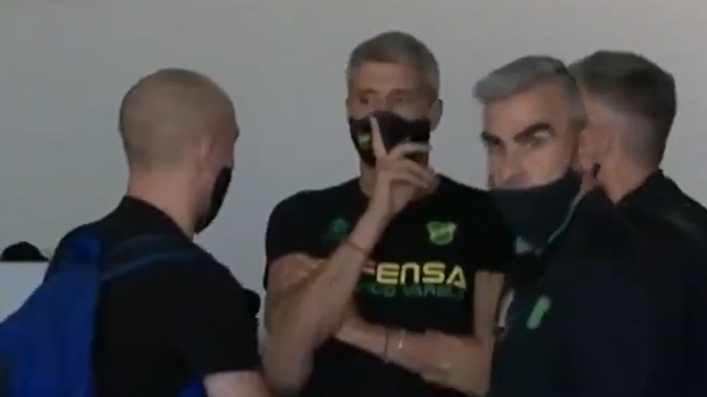 Defensa y Justicia espera en Santiago ante incertidumbre por cambio de sede de duelo con Coquimbo