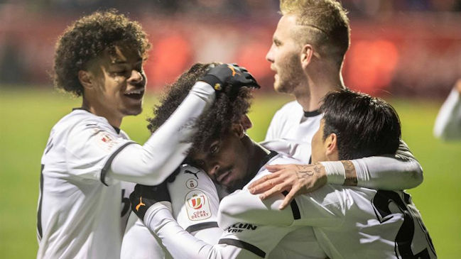 Valencia volvió a golear en Copa del Rey y se metió en la tercera ronda