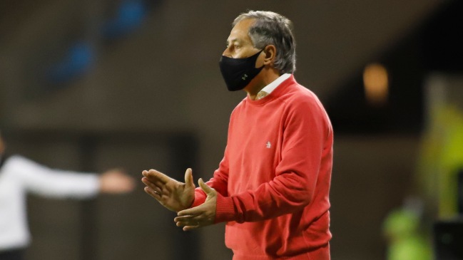 Ariel Holan: Lo que más rescato es el esfuerzo del equipo y la voluntad