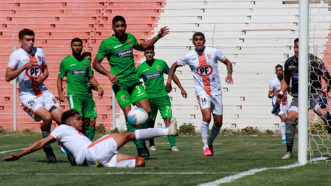 Audax Italiano venció a Cobresal en El Salvador y se escapó del fondo del Campeonato Nacional