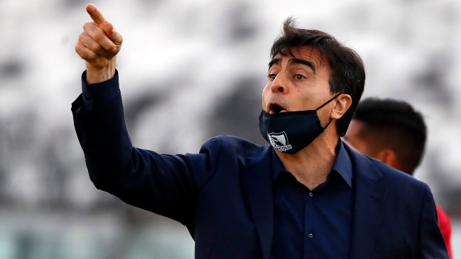 Quinteros: Venimos con una presión muy grande, es un club que no debería estar en esta posición