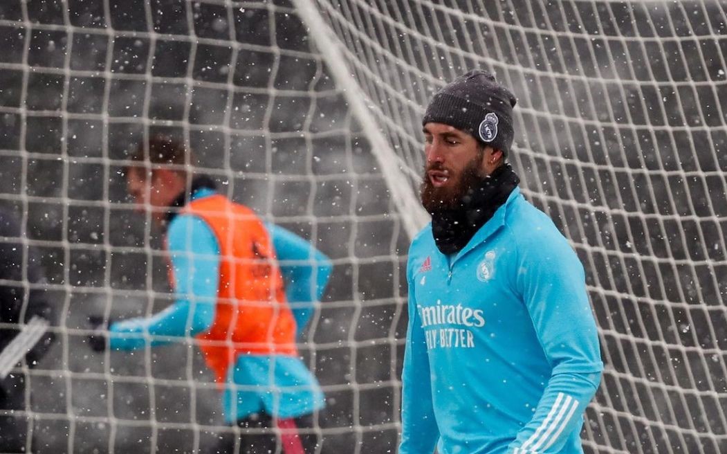 Real Madrid estuvo cinco horas atrapado en un avión por culpa de un temporal de nieve