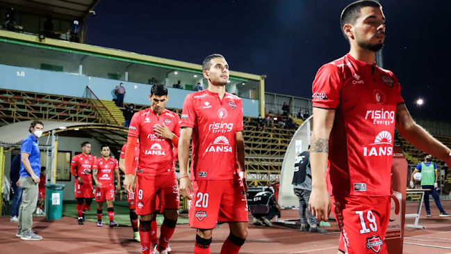 Ñublense enfrenta a Copiapó buscando el triunfo que les otorgue el ascenso a Primera División