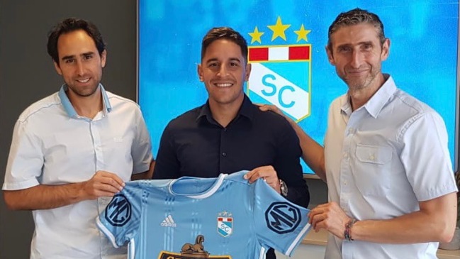 Le levantaron un refuerzo a Colo Colo: Alejandro Hohberg firmó en Sporting Cristal