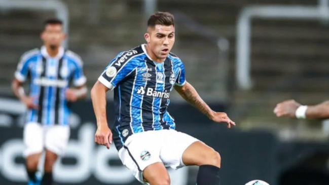 César Pinares tuvo minutos como titular en opaco empate entre Gremio y Fortaleza en el Brasileirao