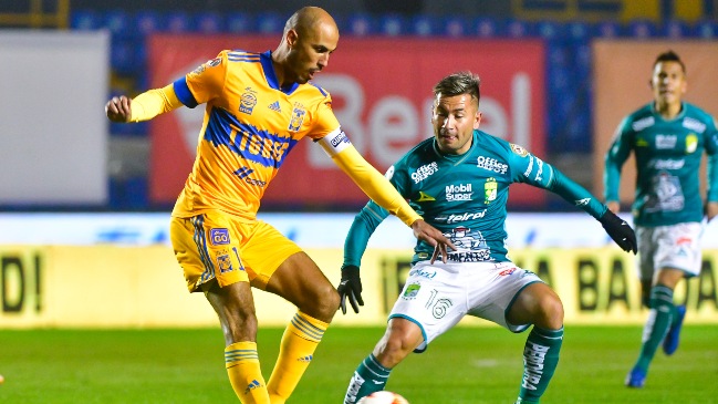 León de Jean Meneses inició su defensa del título en México con una derrota contra Tigres