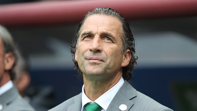 Juan Antonio Pizzi suena como opción para llegar a la banca de Racing Club