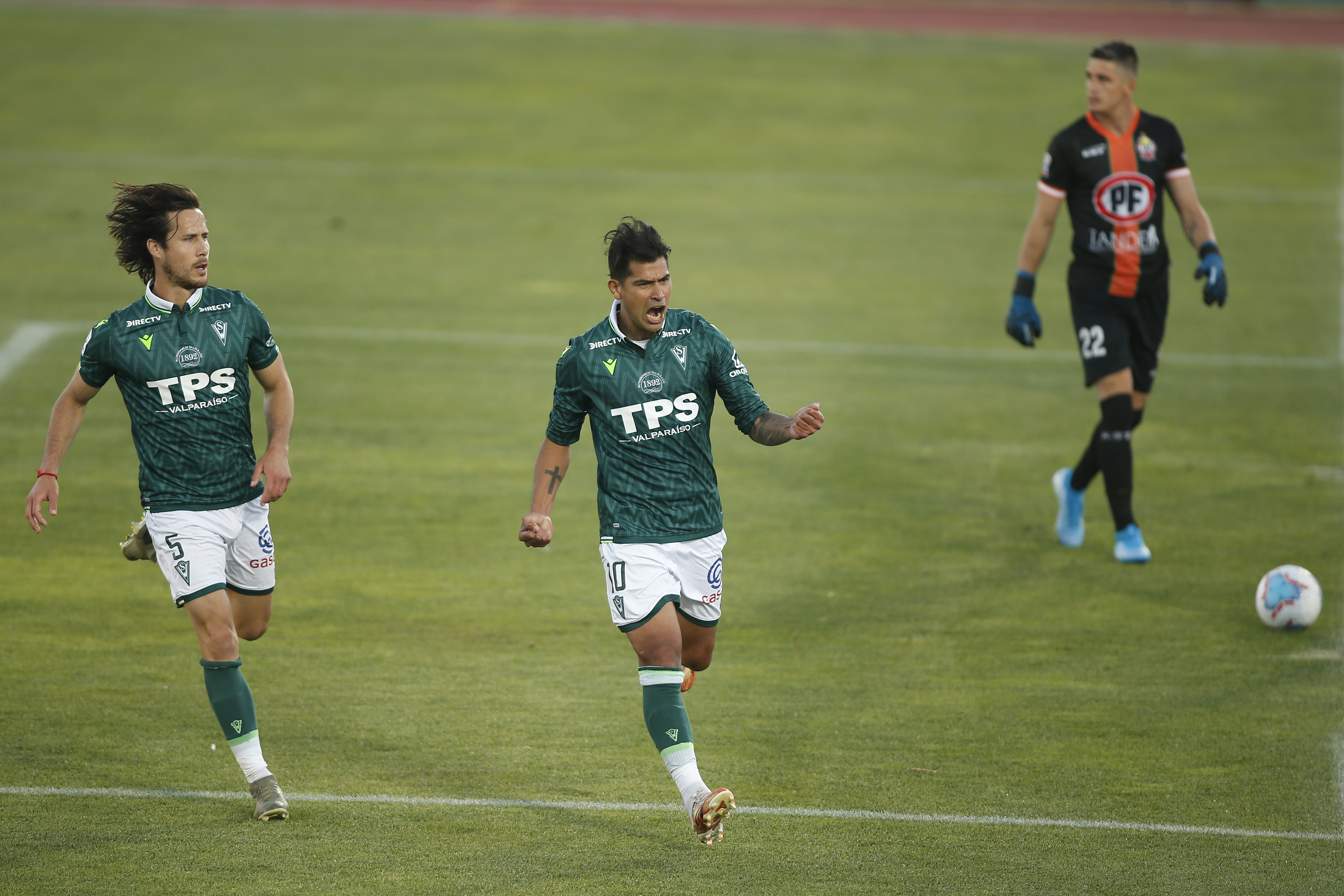 Santiago Wanderers derribó a Cobresal y se metió a zona de clasificación a la Copa Sudamericana