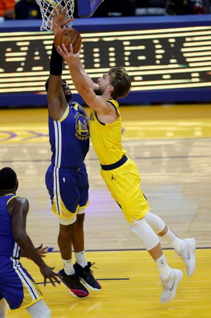 Los Pacers vencieron a Golden State Warriors a domicilio