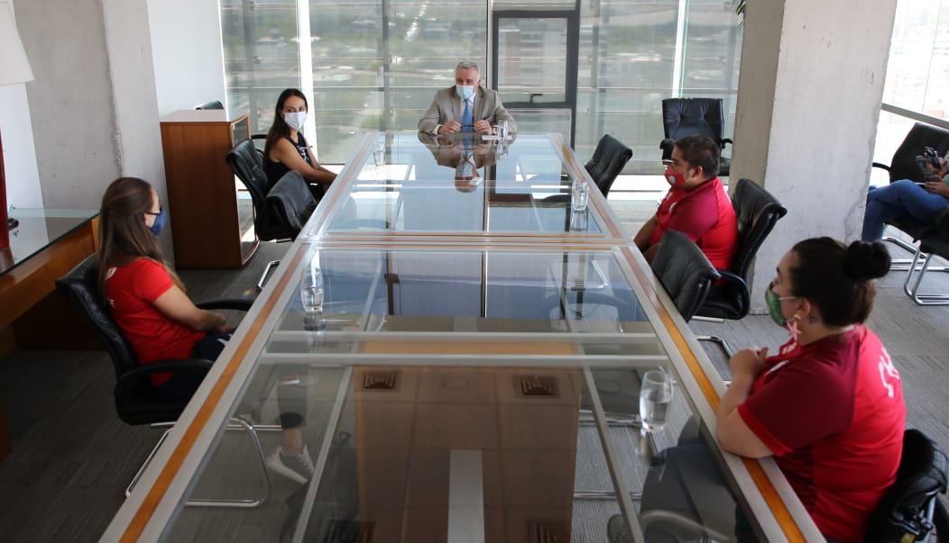 Mindep y Duoc UC lanzaron curso que beneficia la formación superior de deportistas de alto rendimiento