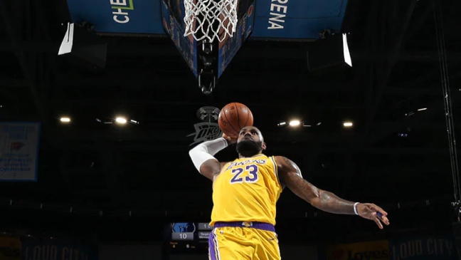 Los Lakers sumaron otro holgado triunfo ante Oklahoma City