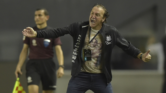 DT de Santos: El triunfo se lo dedico a la prensa, que solo hablaba de una final de Boca y River