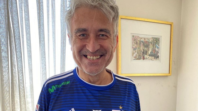 Jorge González ahora exhibió una camiseta de la U