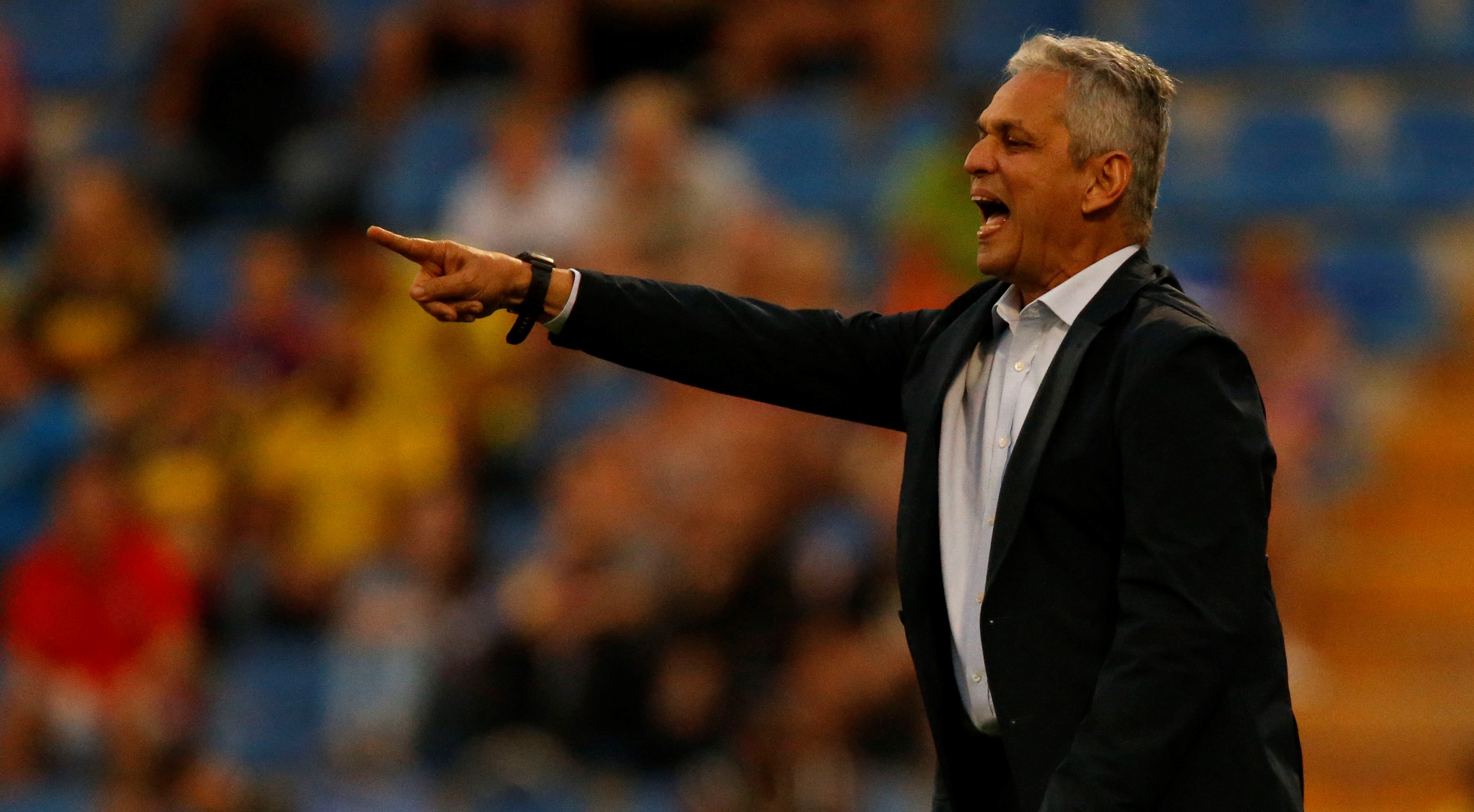 Colegio de Entrenadores manifestó preocupación por manejo de la ANFP en la salida de Rueda