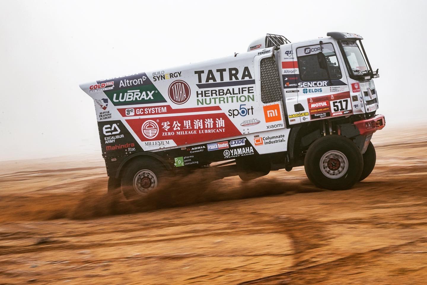 Ignacio Casale terminó duodécimo en la etapa 11 del Dakar y cayó en la general