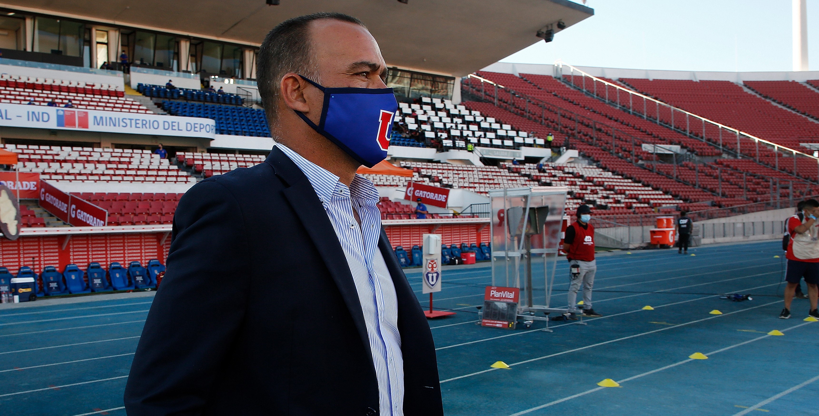 “Este no es el equipo de los amigos de Dudamel”: DT de la U habló fuerte por la ausencia de Montillo