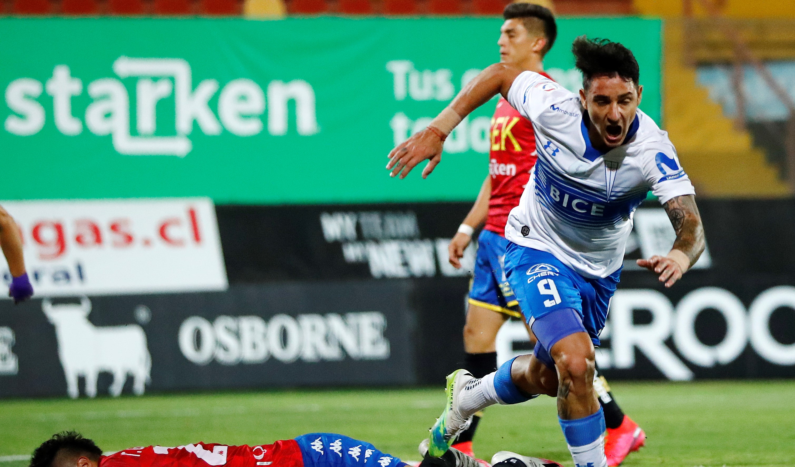 Fernando Zampedri apareció al final y rescató a la UC con dramático empate ante Unión Española