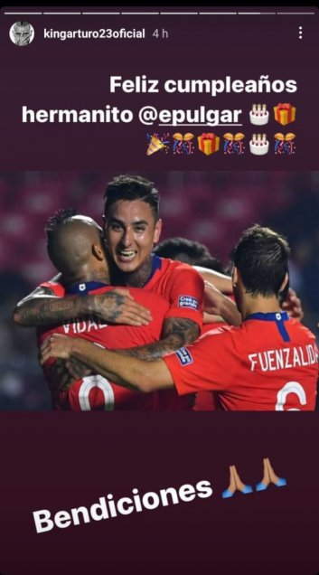 Referentes de la selección chilena saludaron a Erick Pulgar en su cumpleaños 27