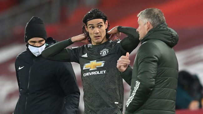 Manchester United se mantuvo líder de la Premier tras cosechar un punto ante Liverpool en Anfield