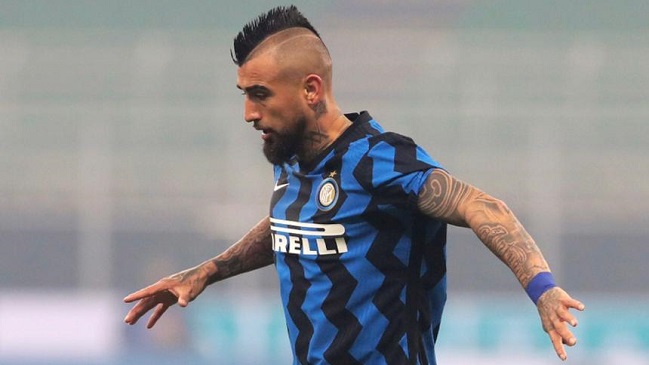 Nicolás Burdisso llenó de elogios a Arturo Vidal: Su corazón y personalidad marcan diferencia