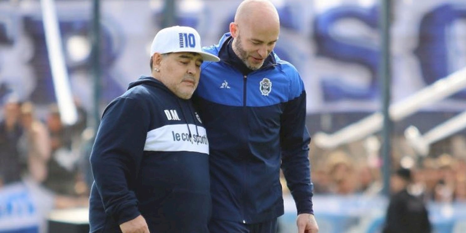 Ex ayudante de Gimnasia y Esgrima contó cómo fue su última charla con Maradona
