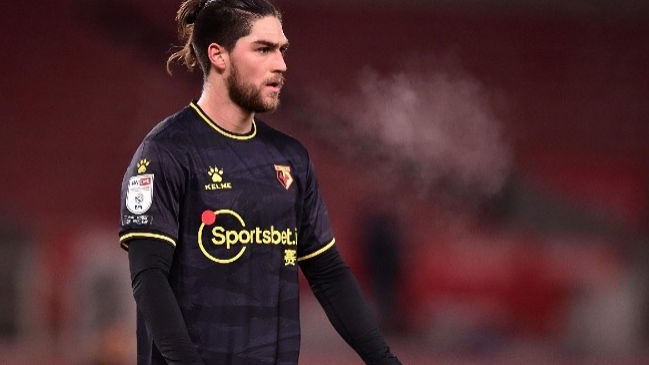 Watford tumbó a Stoke City con presencia de Francisco Sierralta como titular