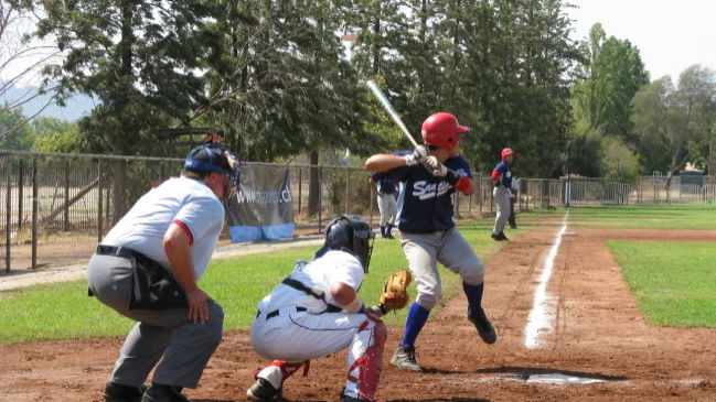 Federación de Béisbol de Chile acusó no tener canchas disponibles para entrenar