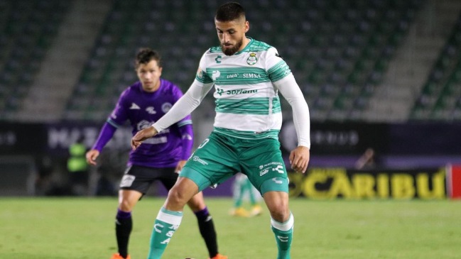 Mazatlán y Santos Laguna protagonizaron deslucido empate con gran participación de chilenos