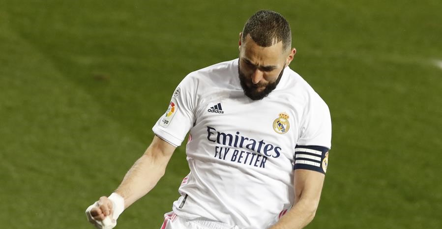 Real Madrid revivió con sólida goleada a Alavés en La Liga