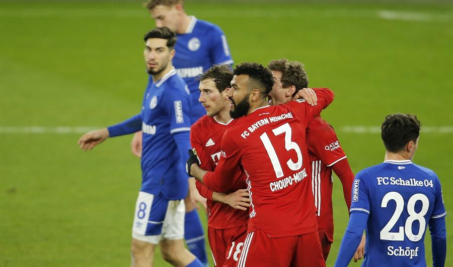 Bayern Munich aplastó de visita a Schalke 04 y tomó distancia en el liderato de la Bundesliga