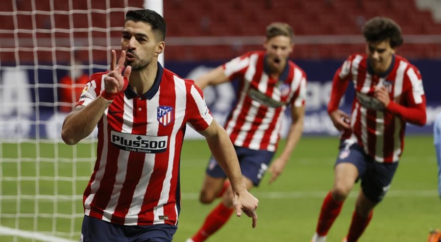 Atlético de Madrid remontó ante Valencia y sigue firme como líder en España