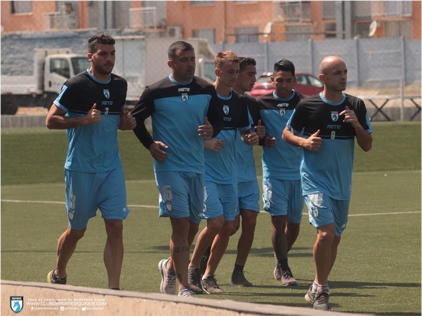 Deportes Iquique entrenó en el Centro Deportivo Azul previo al duelo con La Calera