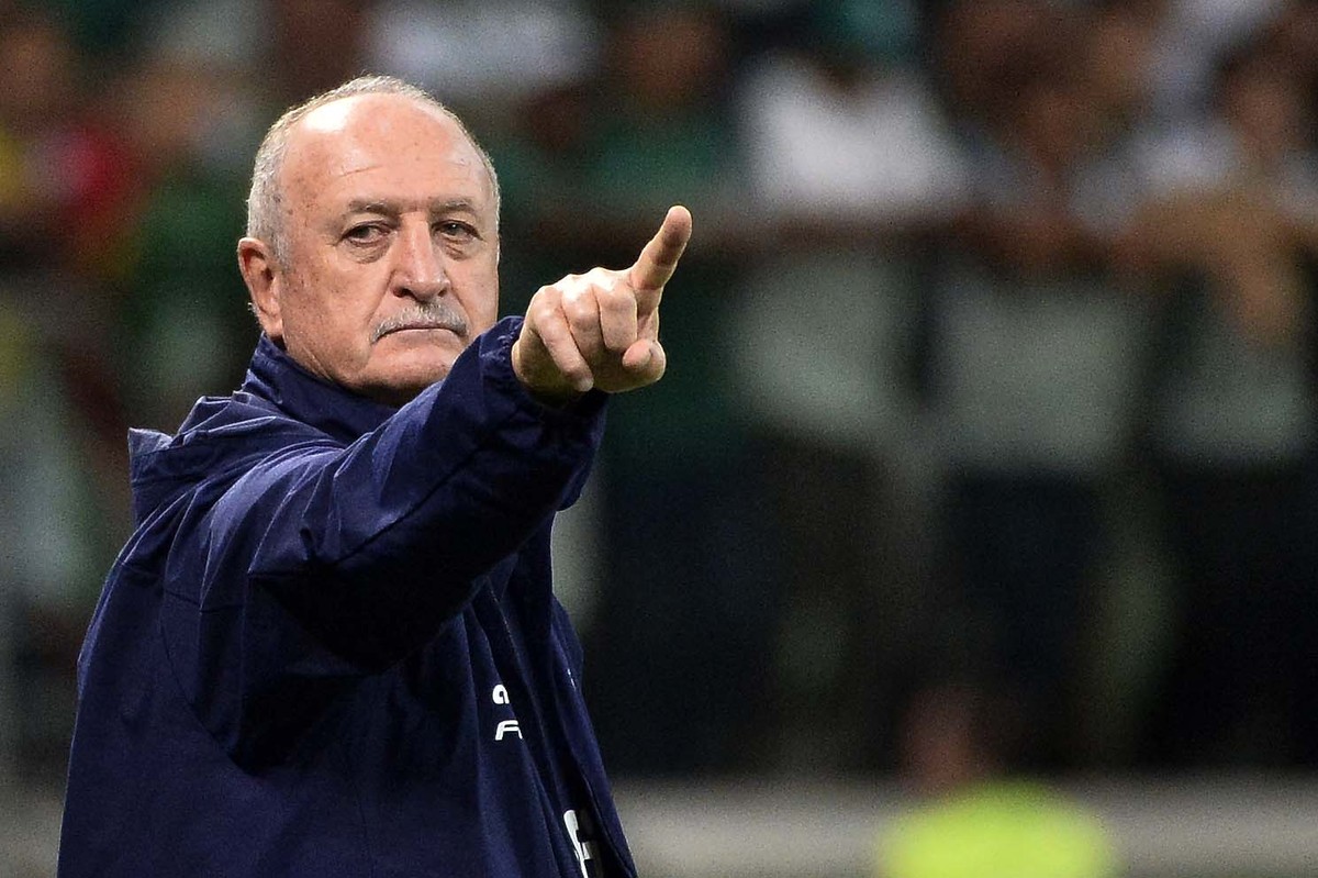 Luiz Felipe Scolari renunció a Cruzeiro tras evitar el descenso a Tercera División