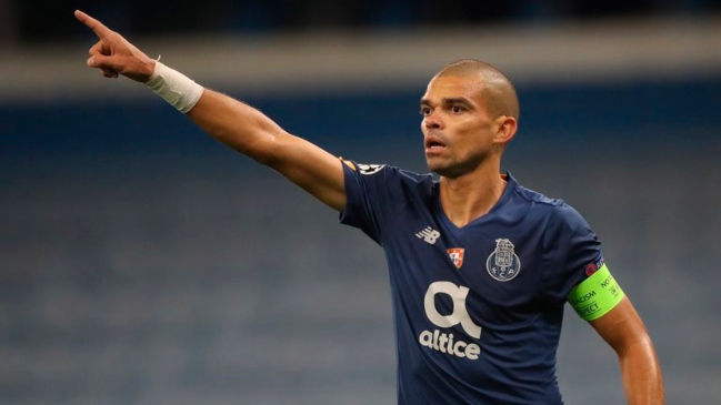 Pepe se enfrascó en dura discusión con un compañero