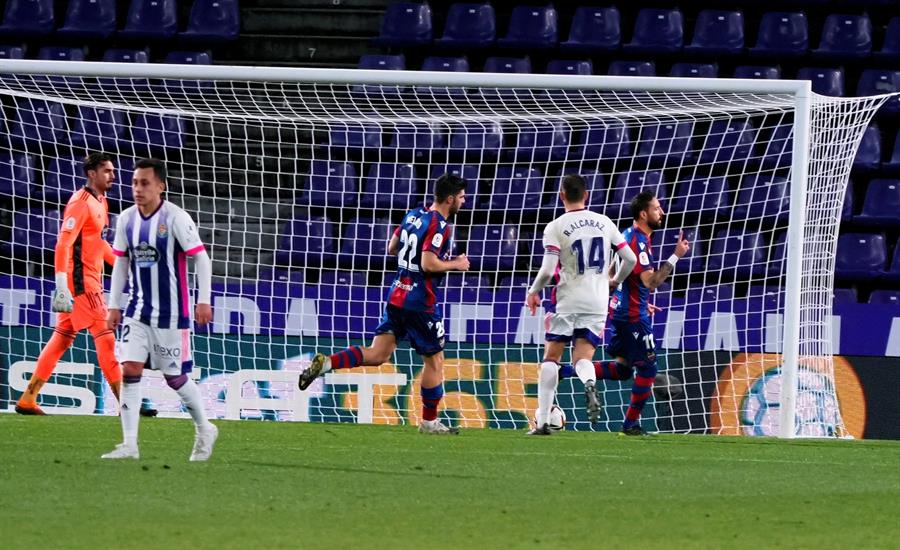 Real Valladolid de Fabián Orellana fue eliminado en la Copa del Rey
