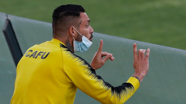 “Coto” Ribera reveló el sacrificio de Pinilla: Se saca líquido de la rodilla antes de los partidos