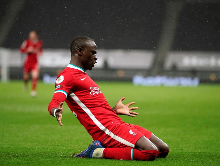 Firmino, Mane y Alexander-Arnold fueron las figuras en triunfo de Liverpool sobre Tottenham