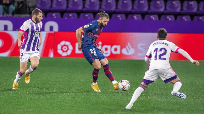 Valladolid de Orellana sufrió dura caída con el colista Huesca y se comprometió con el descenso