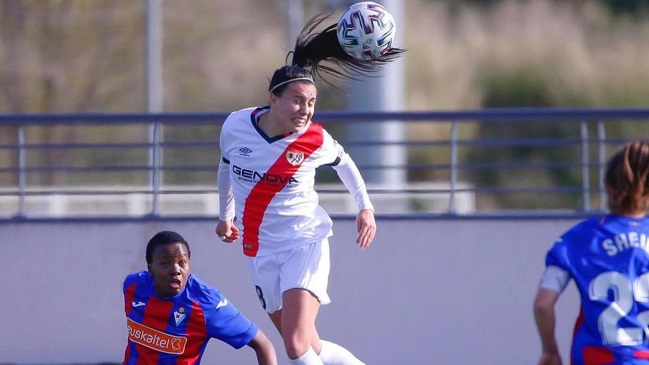 Camila Sáez: Mi fortaleza es el juego aéreo e intento aprovecharlo siempre que puedo