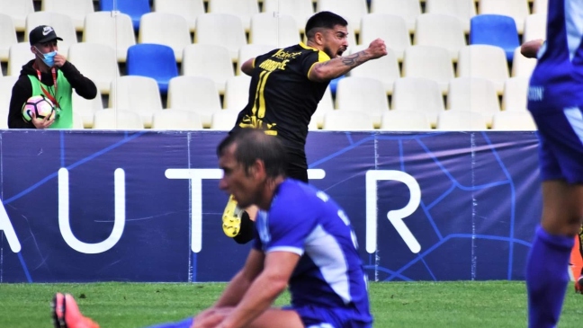 La eufórica celebración de Fernández Vial tras vencer en la agonía a Concepción