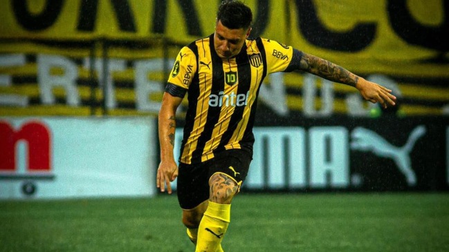 Christian Bravo se despidió de Peñarol: Fue un honor vestir la camiseta más grande de Uruguay