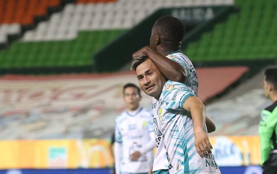 Víctor Dávila y Jean Meneses le dieron la victoria a León sobre Atlético San Luis