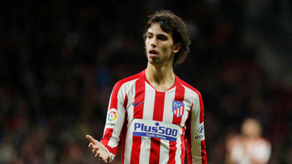 El delantero de Atlético de Madrid Joao Felix dio positivo por Covid-19