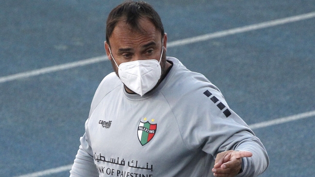 Cristián Castañeda: Sierra está un peldaño más arriba que Almeyda