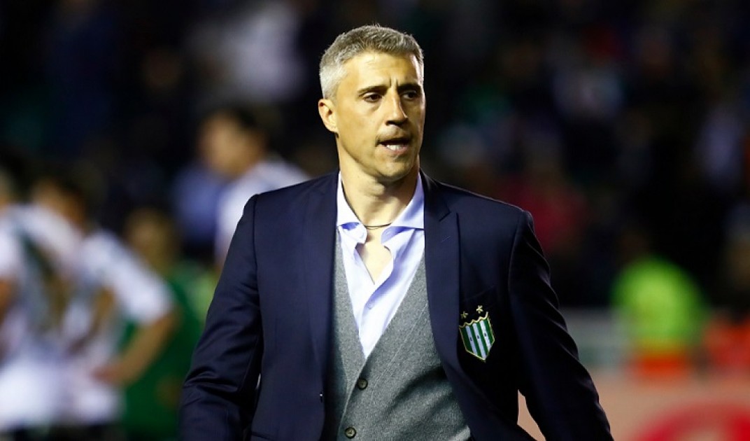 ¿Ya no es opción a la Roja? Hernán Crespo está a un paso de llegar a Sao Paulo