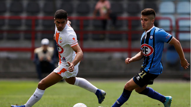Cobresal y Huachipato se enfrentan buscando asegurar un cupo en torneos internacionales