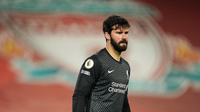 Klopp bromeó con los errores de Alisson ante el City: Puede ser que tuviera los pies fríos